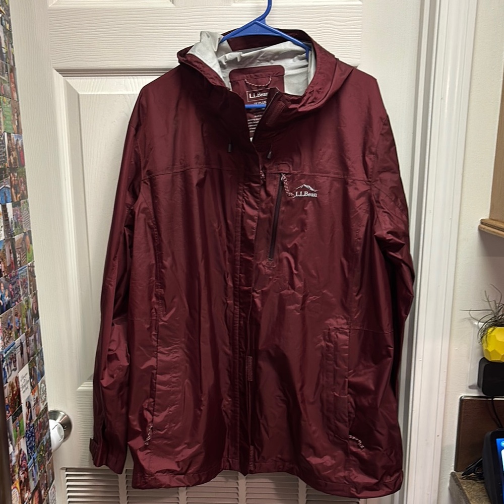 L.L. Bean Red Raincoat Lightweight Water-Resistant Hooded